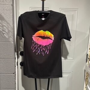 Hanes Black Tee with Neon Lips Design
